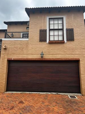 Duplex For Rent in Mooikloof, Pretoria